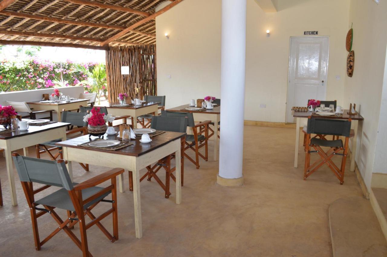 Pole Pole Beach House Watamu Esterno foto