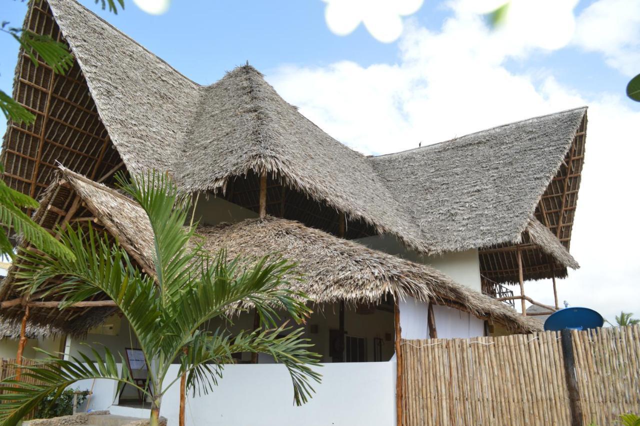 Pole Pole Beach House Watamu Esterno foto