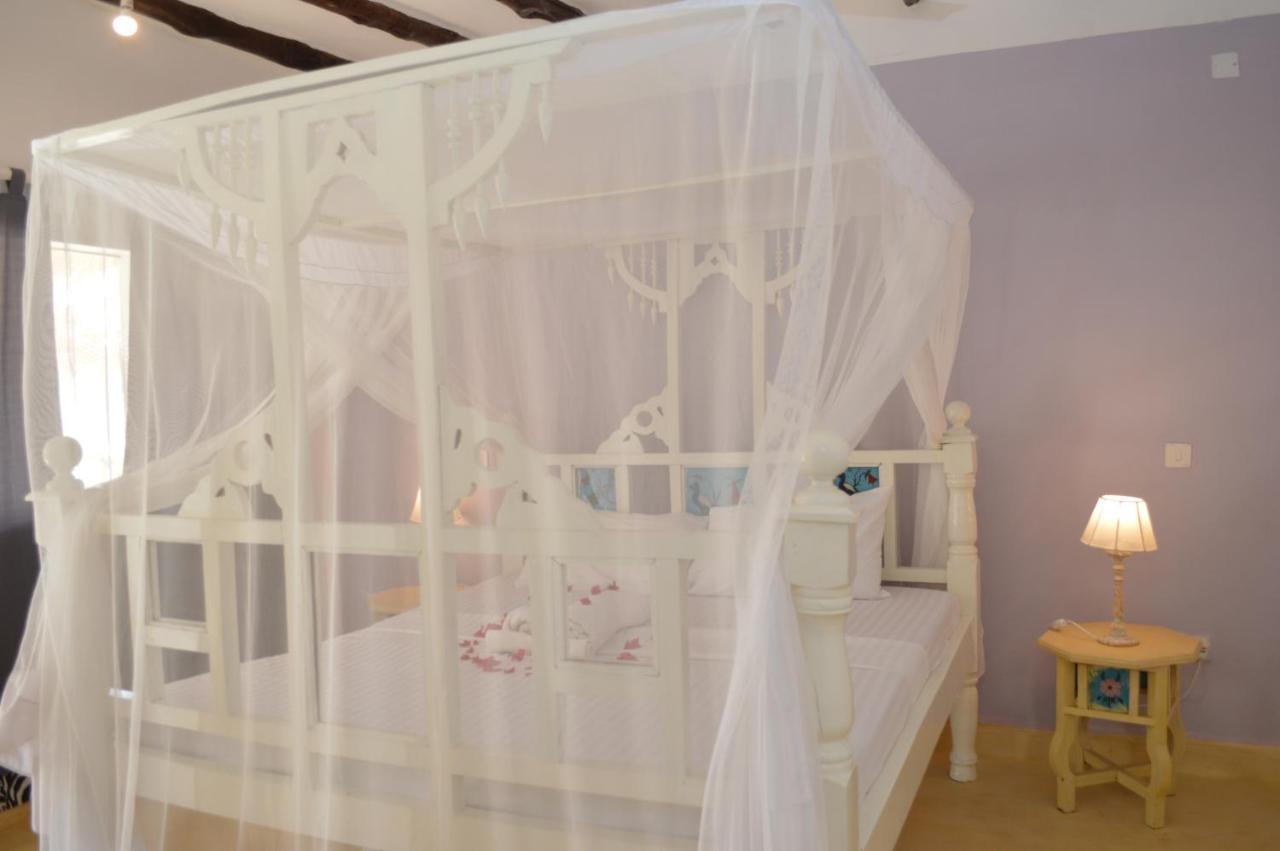 Pole Pole Beach House Watamu Esterno foto